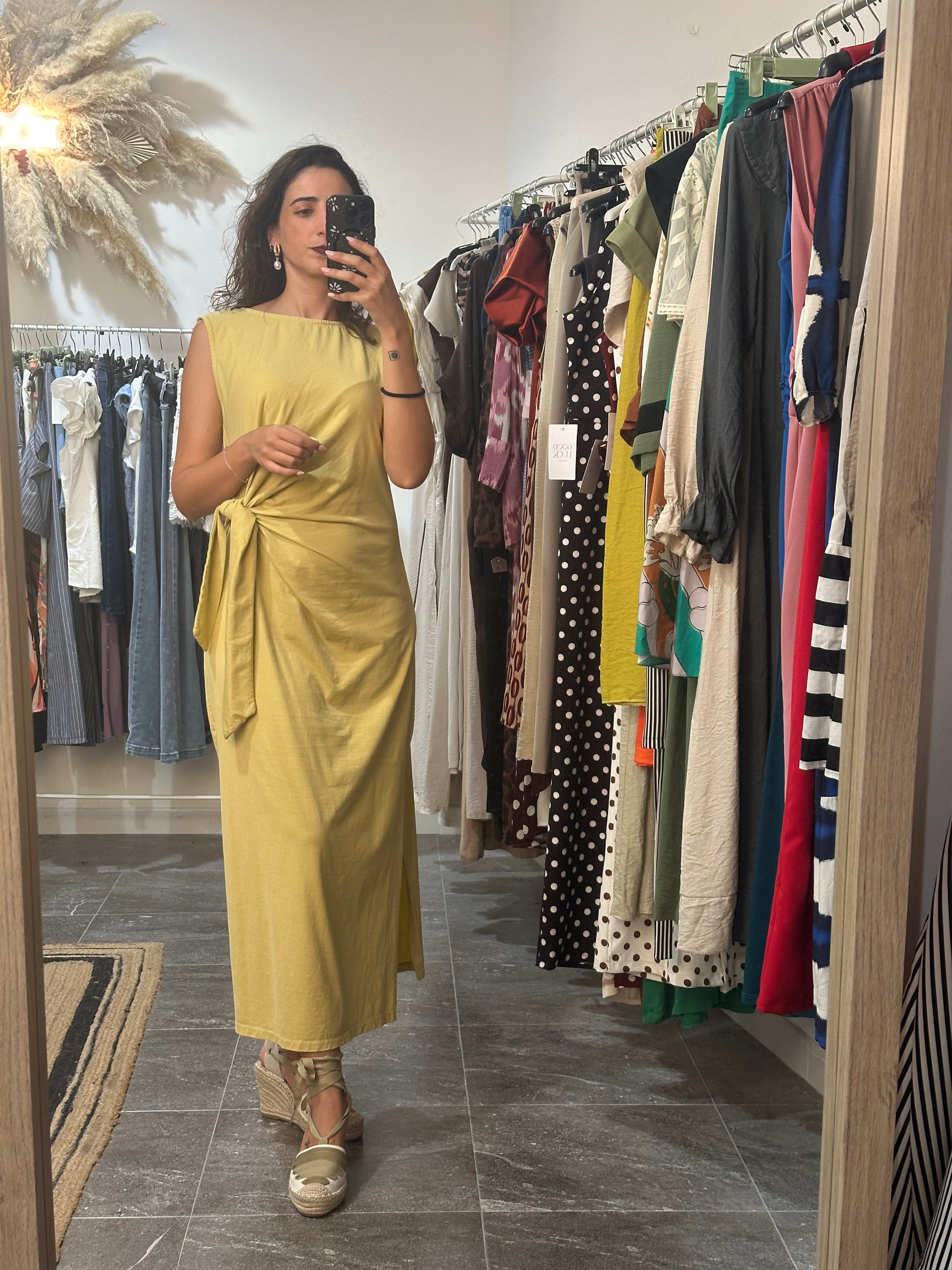 VESTIDO NUDO MOSTAZA