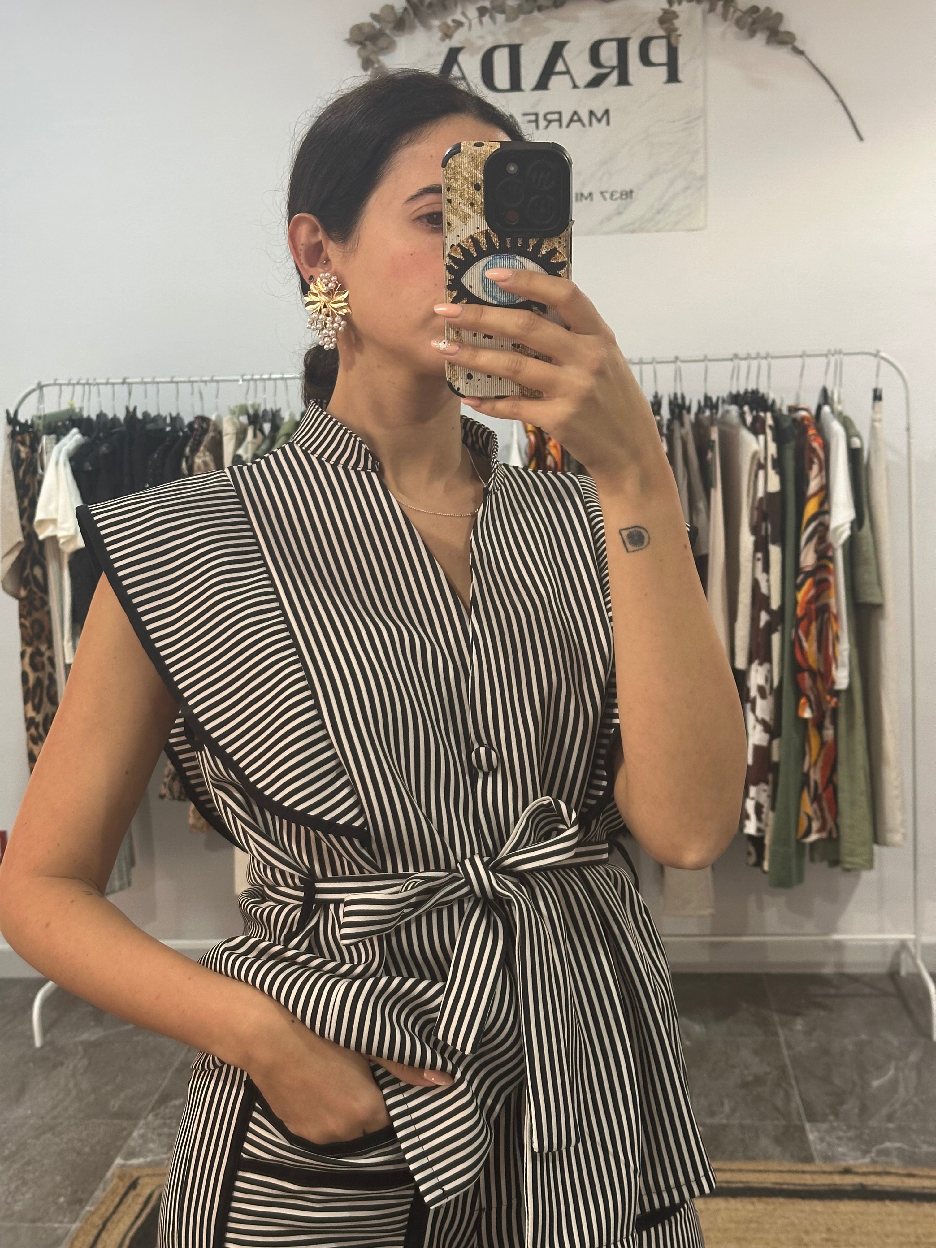 CONJUNTO RAYA NEGRO