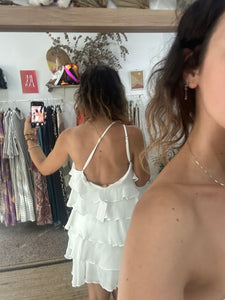 VESTIDO VOLANTES BLANCOS