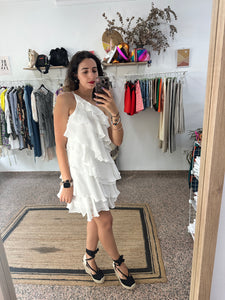 VESTIDO VOLANTES BLANCOS